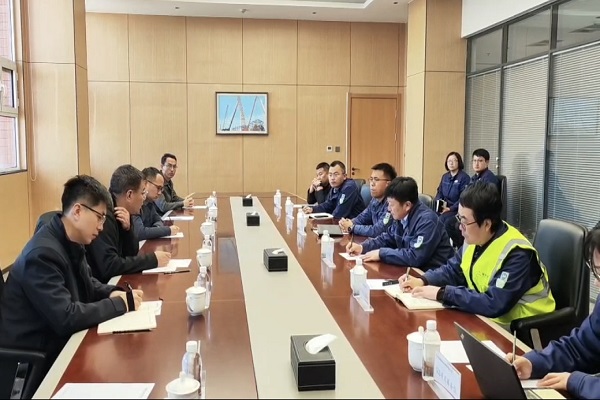 榆林分公司赴陜煤集團(tuán)榆林化學(xué)公司調(diào)研學(xué)習(xí) (2).jpg