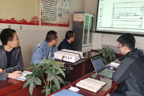 榆林分公司開展第四期“業(yè)財融合”交流學習活動.jpg