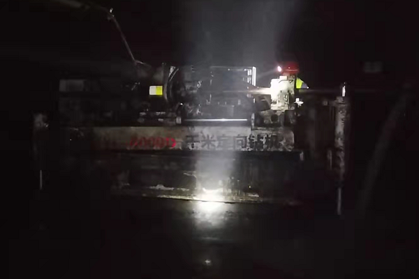 榆林分公司龍華煤礦30210掘進(jìn)工作面定向鉆超前探查工程順利開工.png