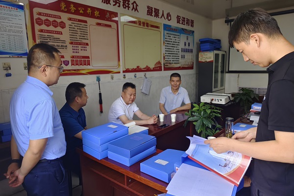 到榆林分公司檸條塔項目部進行安全檢查及安全月專項檢查4.jpg