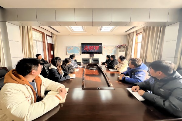 水文分公司團總支組織開展觀看《“志愿軍：雄兵出擊”》主題團日活動.JPG