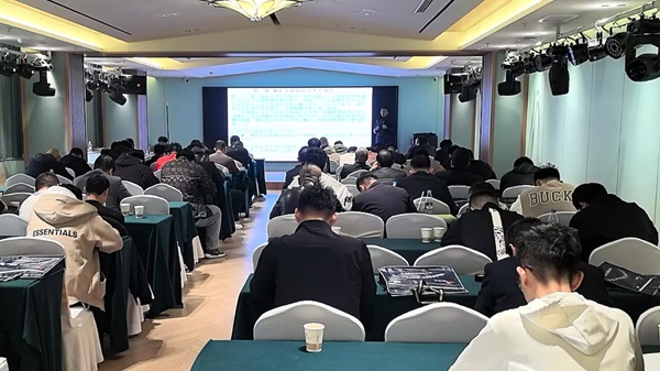 不負(fù)春光起好步  鉆探分公司沖刺一解讀奮戰(zhàn)正酣1.jpg