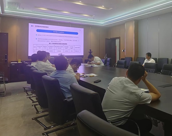 鉆探分公司檸條塔項(xiàng)目部編制的《S1216工作面采前綜合物探工程成果報(bào)告》順利通過(guò)評(píng)審.jpg